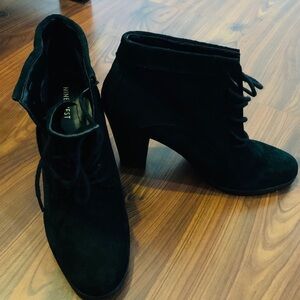 Nine West lather up boots